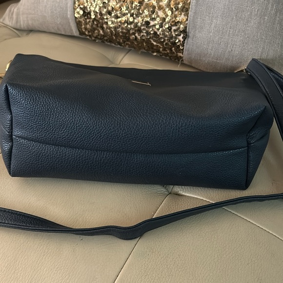 BCBG Navy Blue Shoulder / Crossbody Bag - Picture 5 of 9